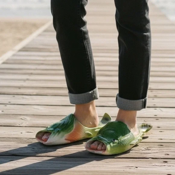 Quirky Green Fish Women's Slippers - Picture 6 of 6
